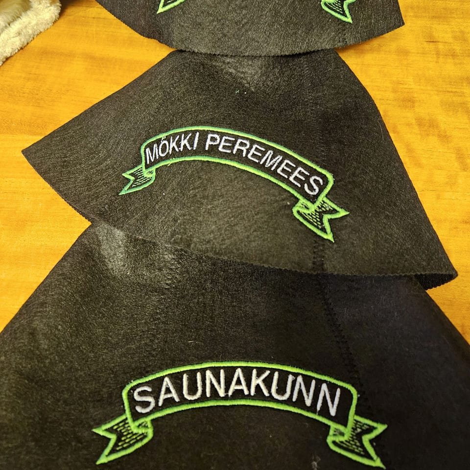 Tikitud saunamütsid